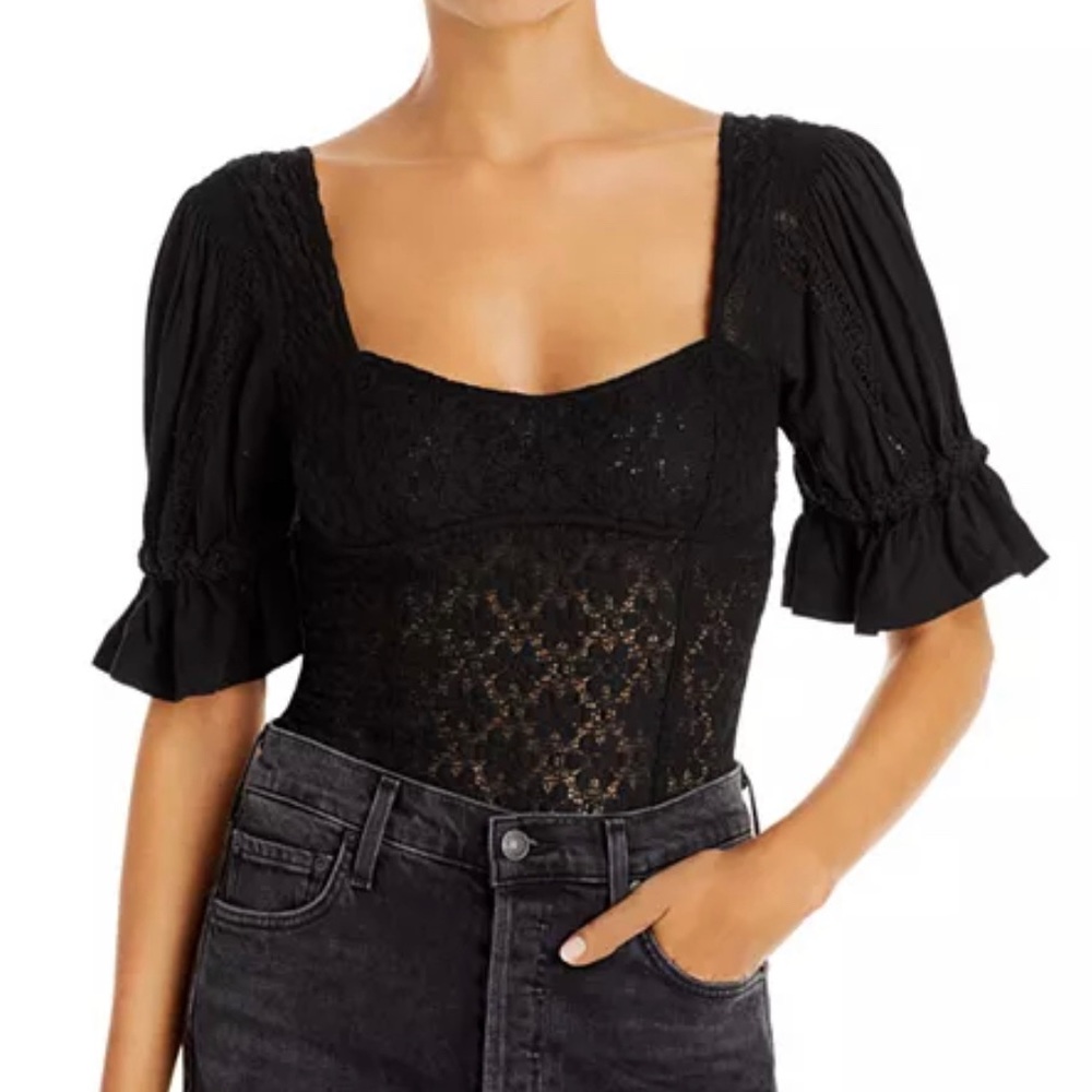 Free People top 🖤